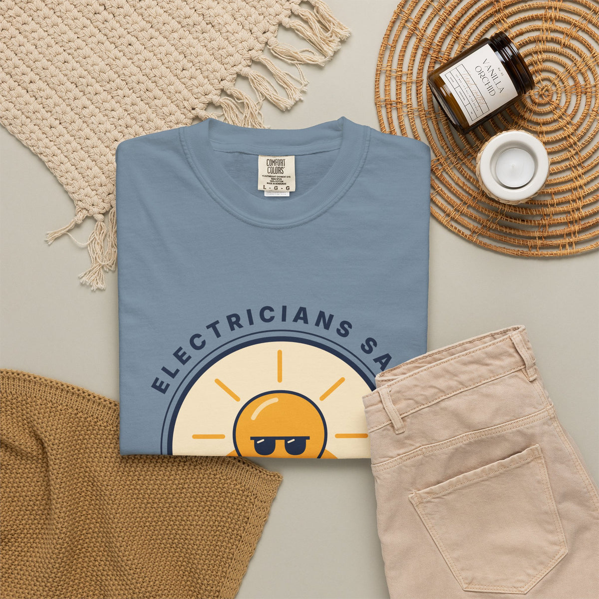 Electrician 'Watt's Up?' T-Shirt — Funny Retro Sunlight Bulb Tee