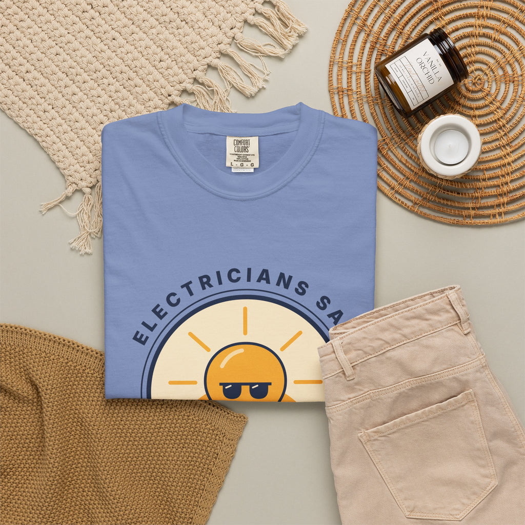 Electrician 'Watt's Up?' T-Shirt — Funny Retro Sunlight Bulb Tee