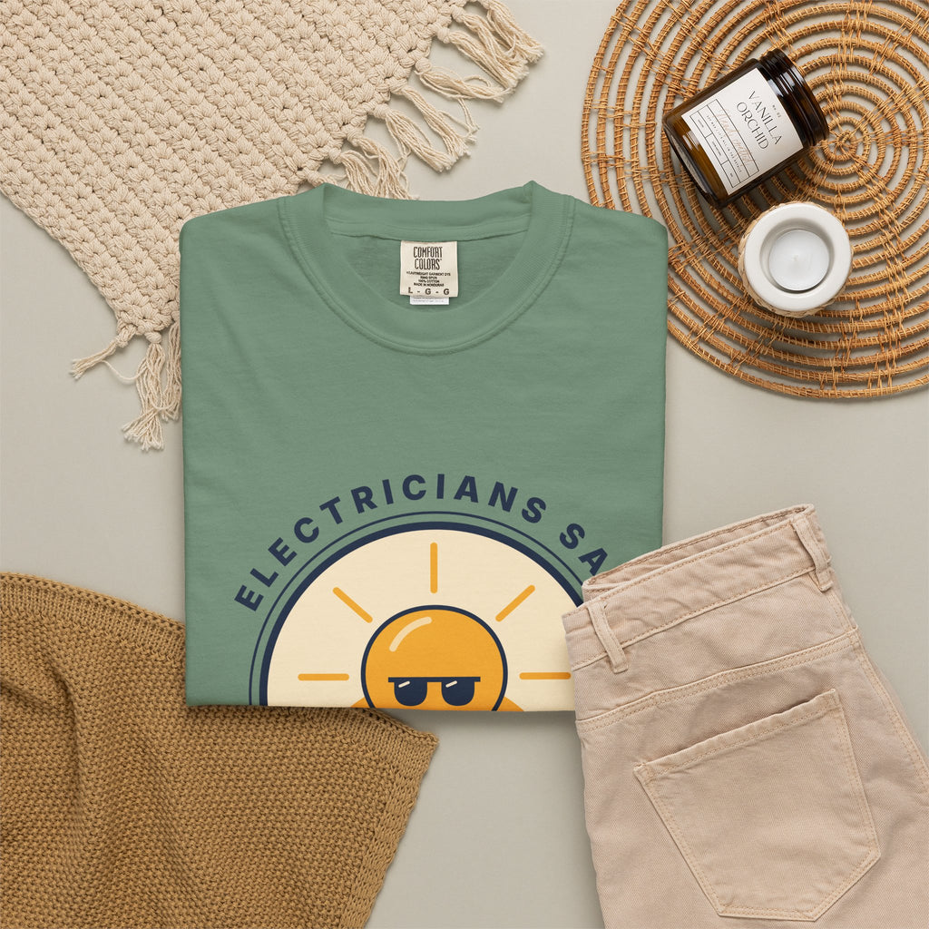 Electrician 'Watt's Up?' T-Shirt — Funny Retro Sunlight Bulb Tee