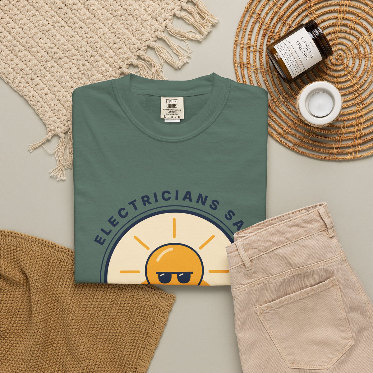 Electrician 'Watt's Up?' T-Shirt — Funny Retro Sunlight Bulb Tee